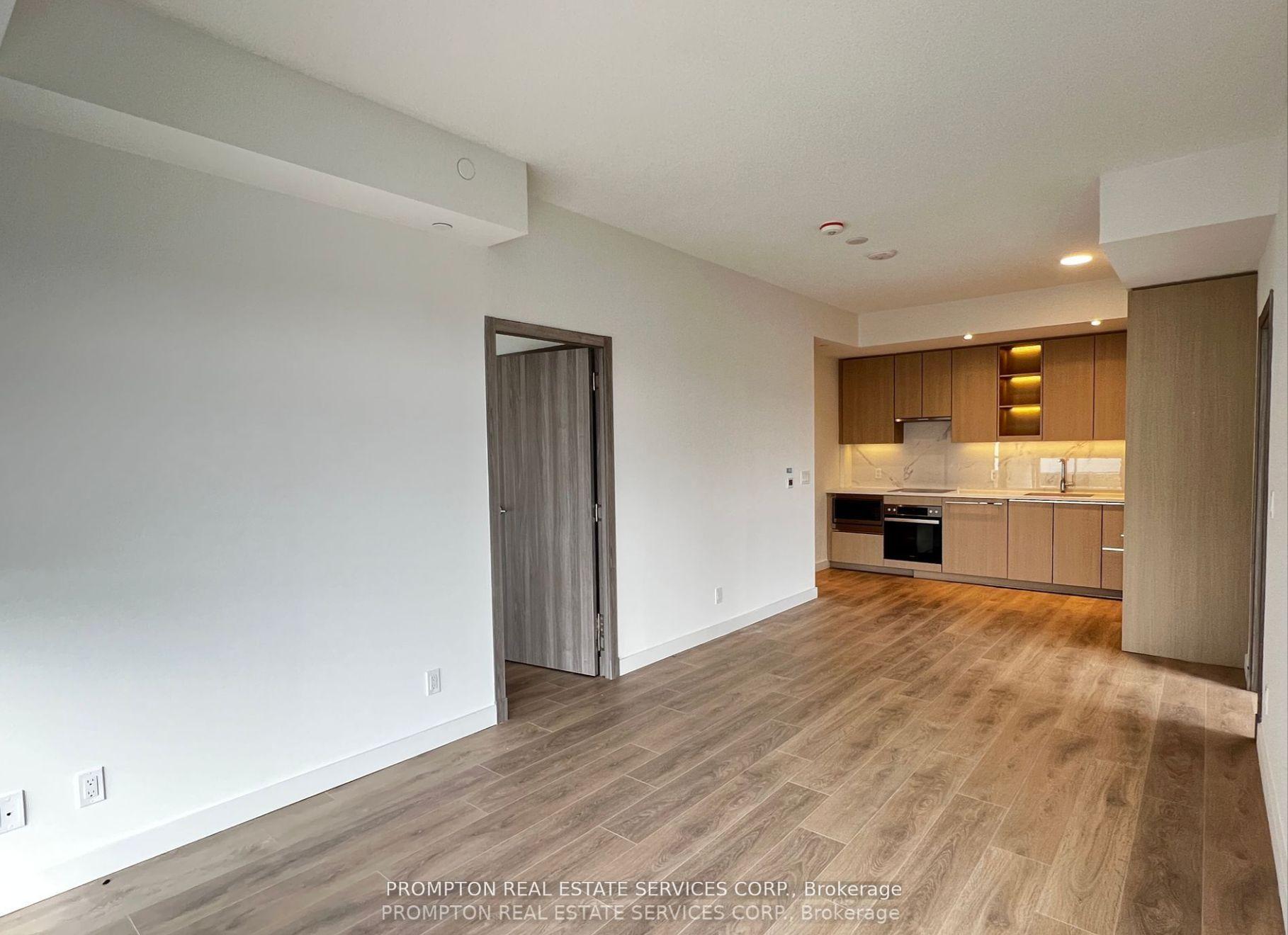 Photo 7 of Unit 503, 27 McMahon Drive, North York, Bayview Village — HOMEH