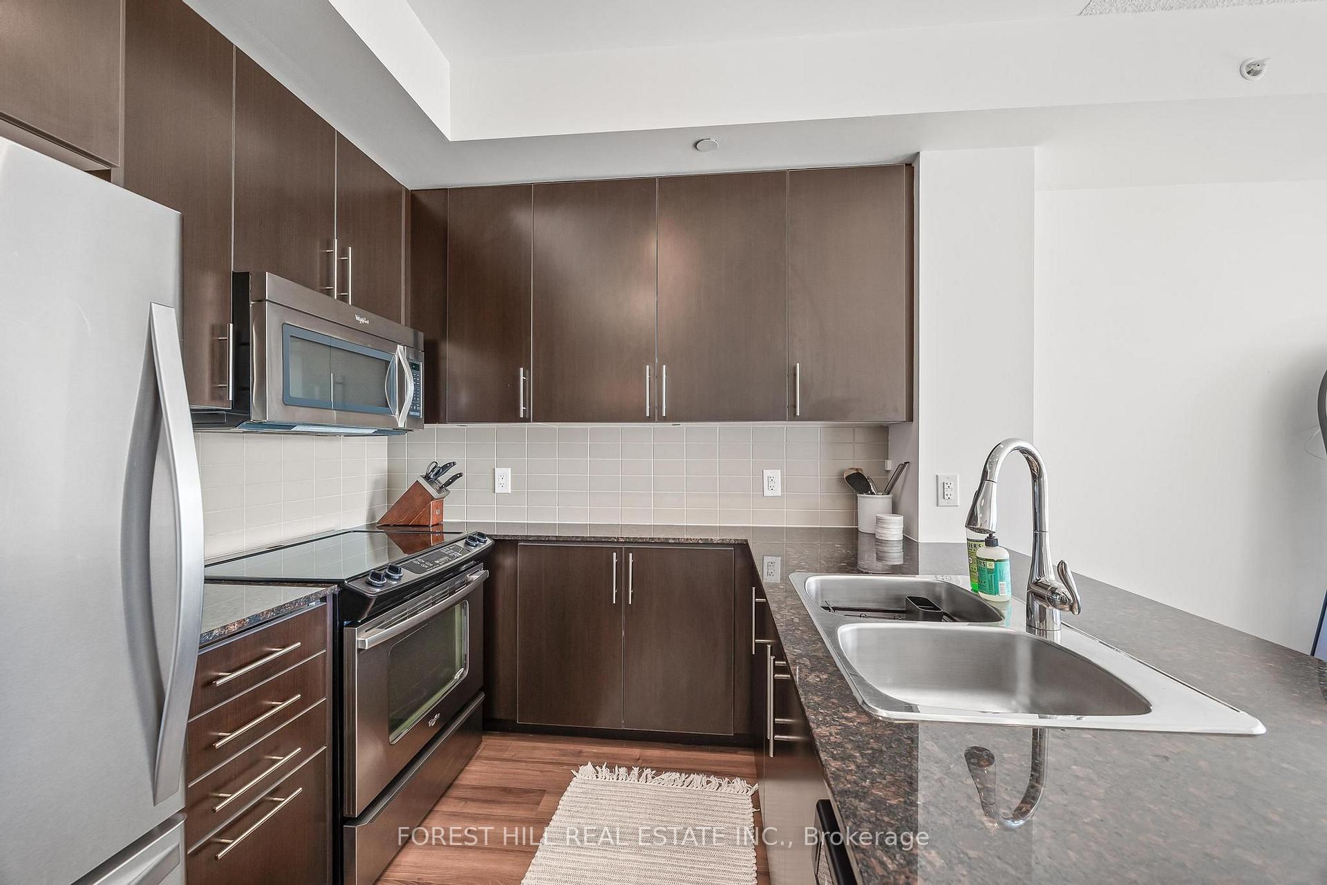 Photo 9 of Unit 505, 60 Berwick Avenue, Toronto, Yonge-Eglinton — HOMEH
