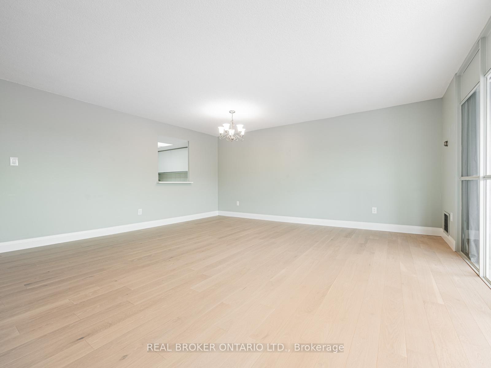 Photo 9 of Unit 805, 20 Baif Boulevard, Richmond Hill, North Richvale — HOMEH