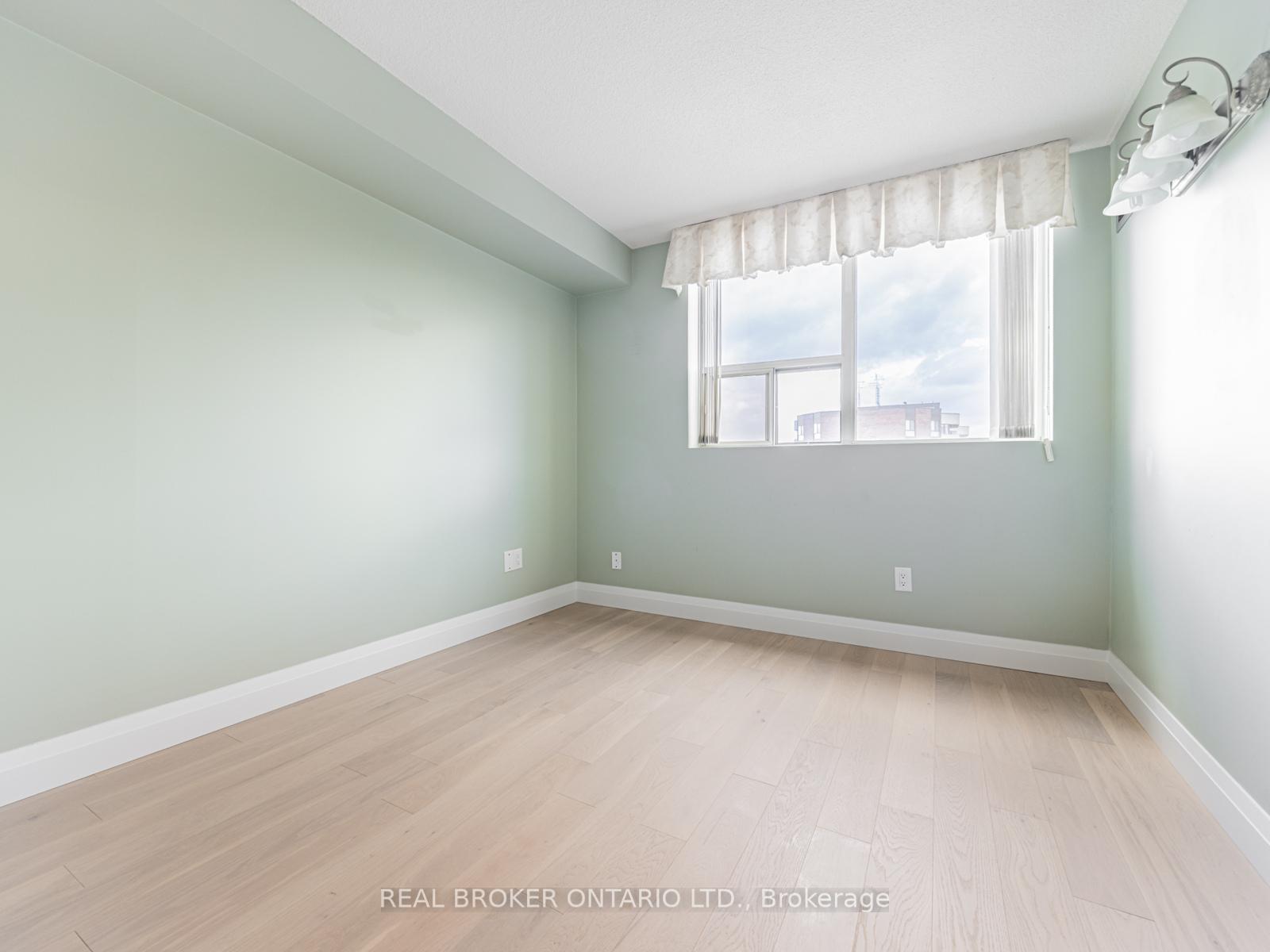 Photo 15 of Unit 805, 20 Baif Boulevard, Richmond Hill, North Richvale — HOMEH