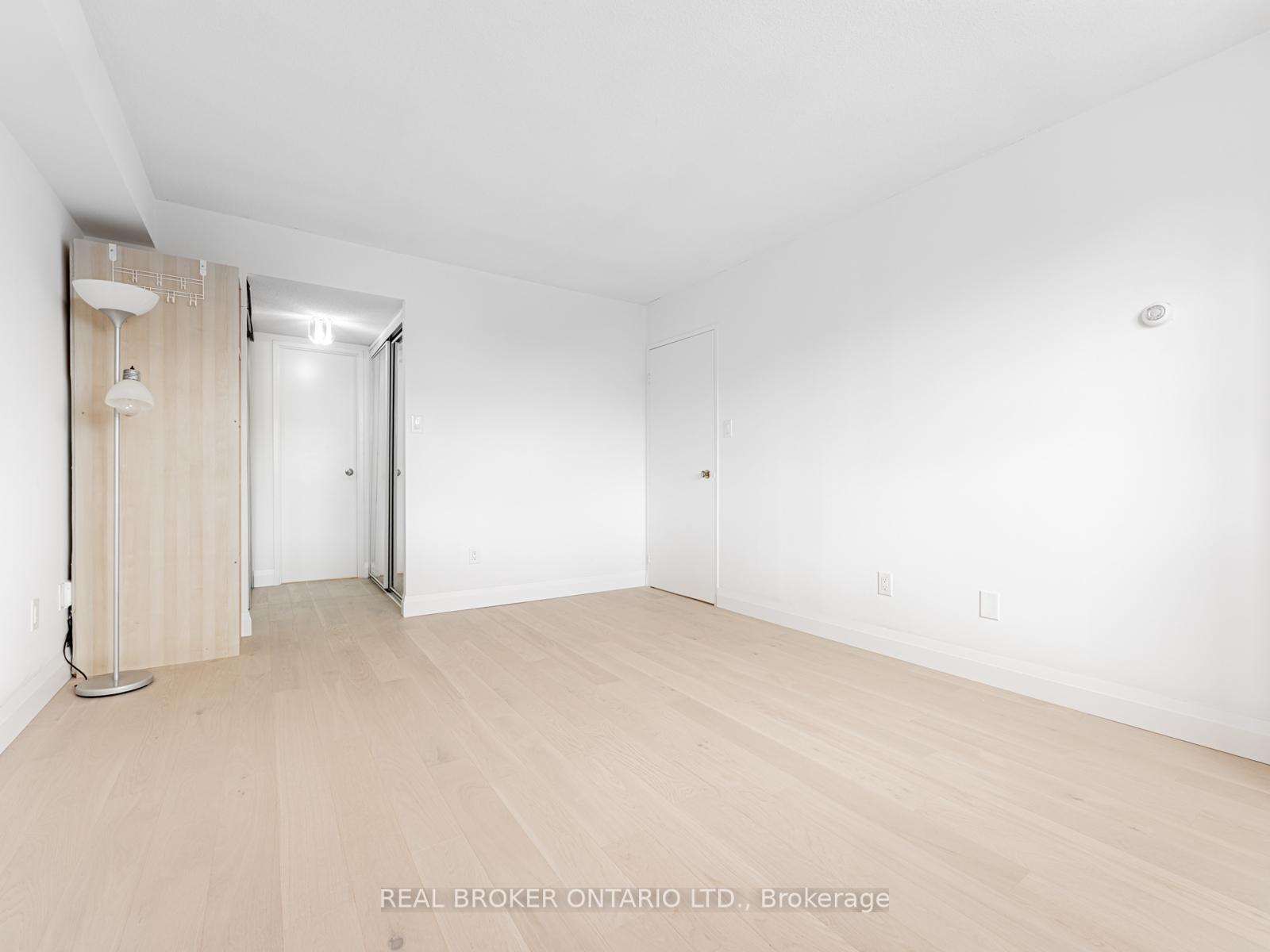 Photo 19 of Unit 805, 20 Baif Boulevard, Richmond Hill, North Richvale — HOMEH