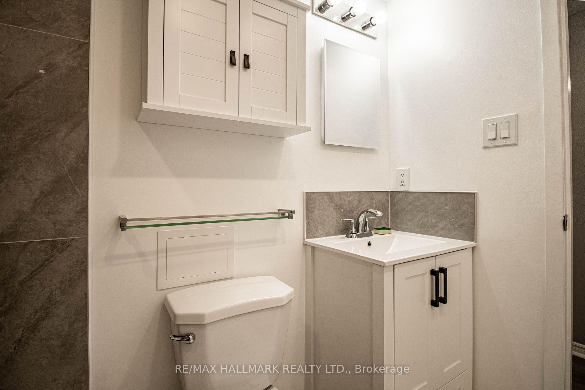 Photo 8 of Unit 300, 123 Dunn Avenue, Toronto, South Parkdale — HOMEH