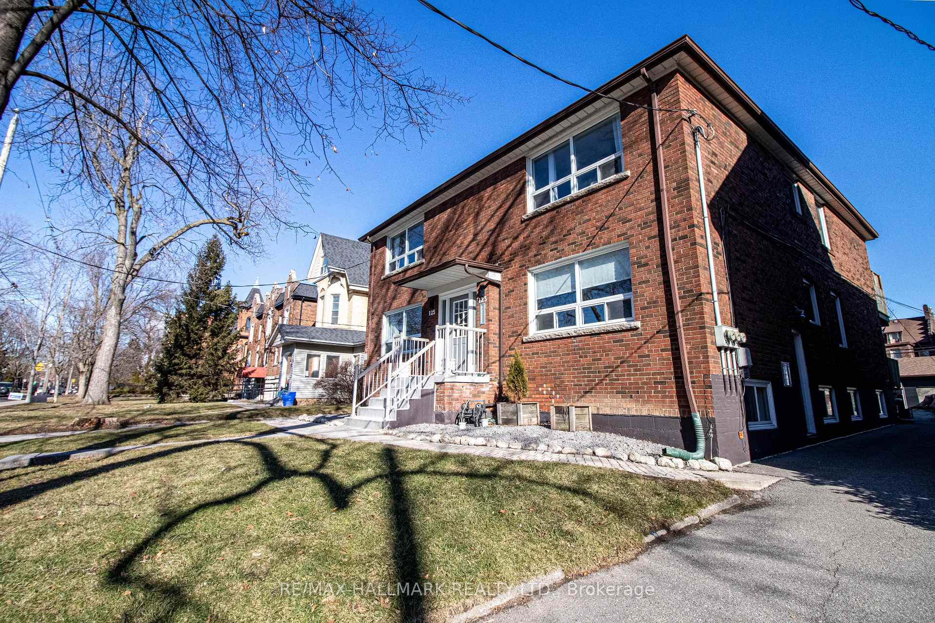 Photo 14 of Unit 300, 123 Dunn Avenue, Toronto, South Parkdale — HOMEH