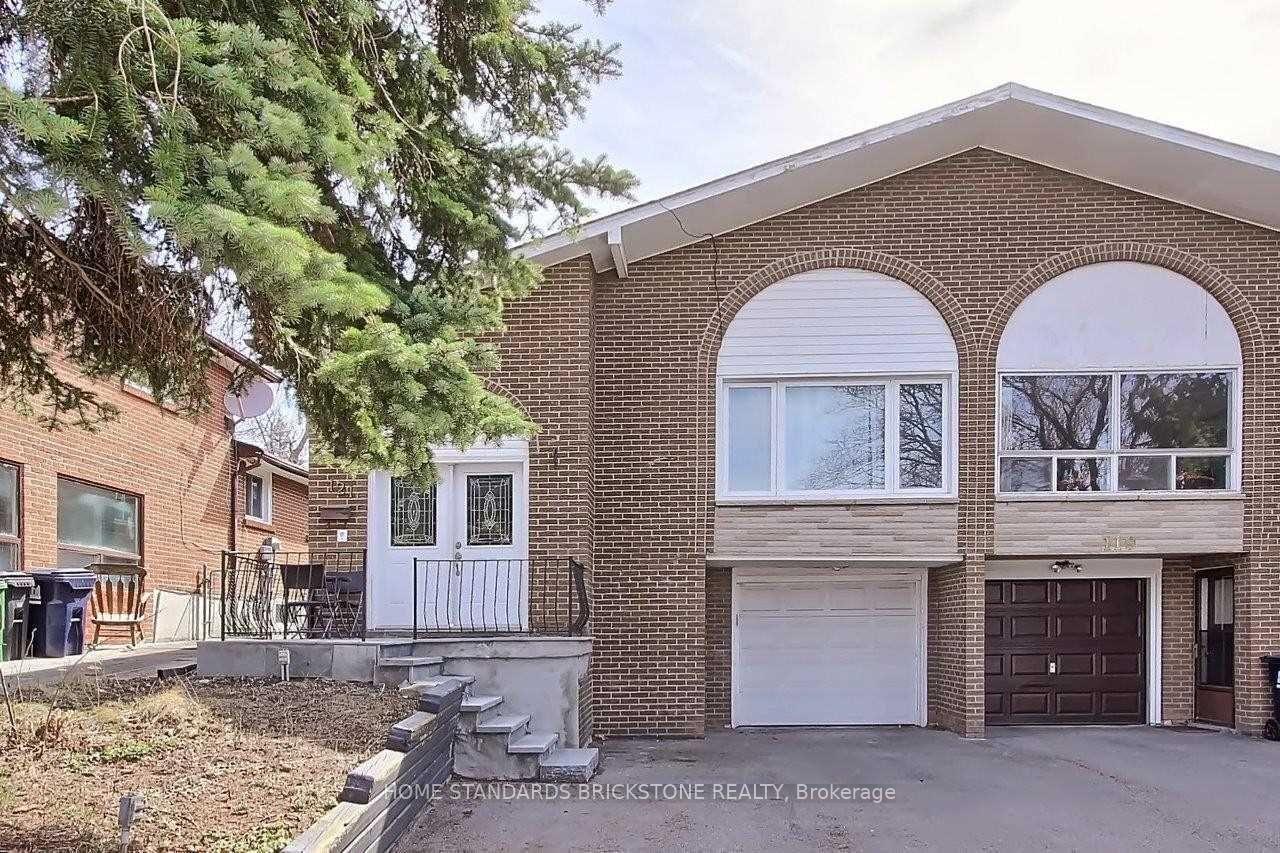 Photo 1 of 121 James Gray Drive, North York, Bayview Woods-Steeles — HOMEH