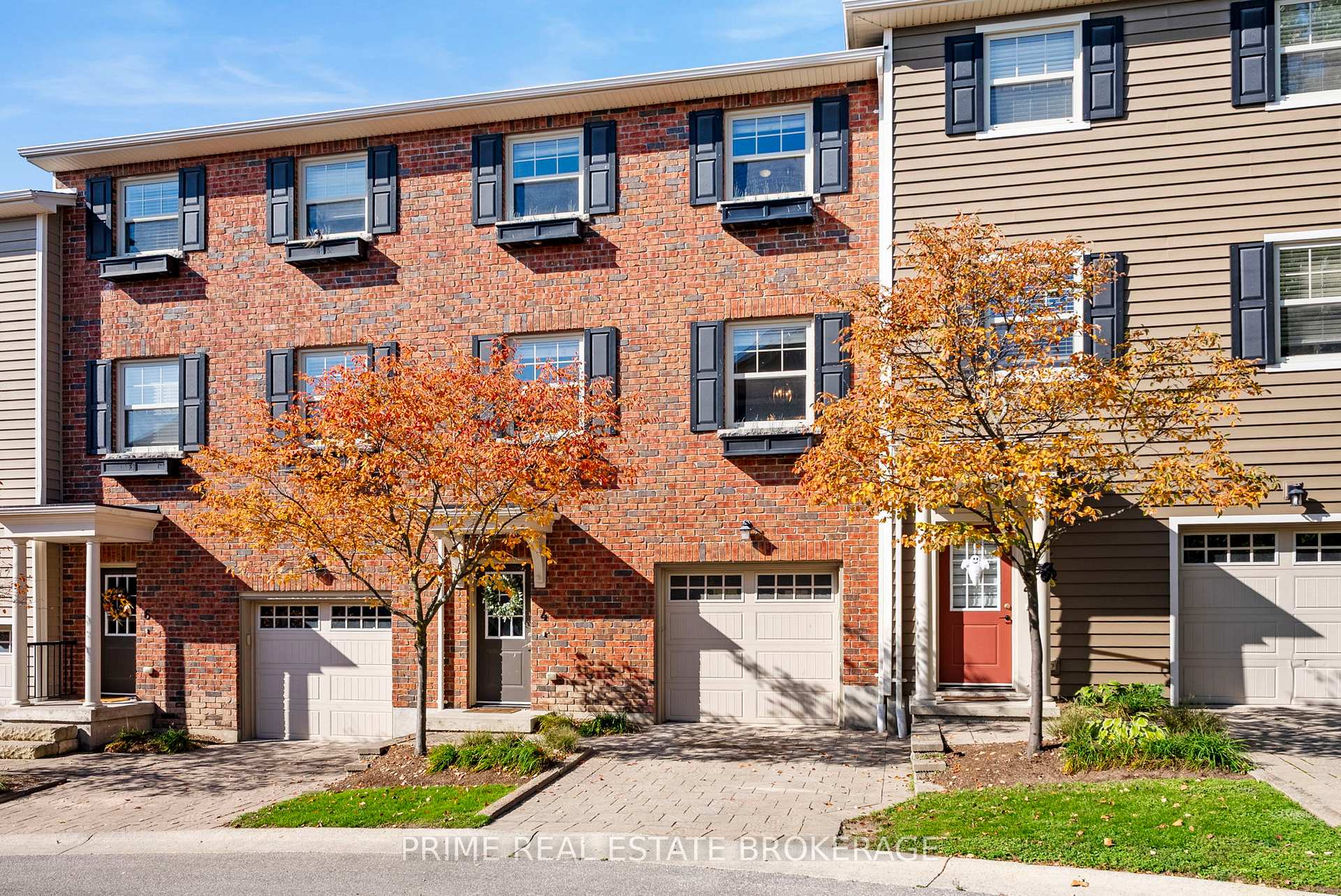 Photo 2 of Unit 4, 1850 Beaverbrook Avenue, London, North N — HOMEH