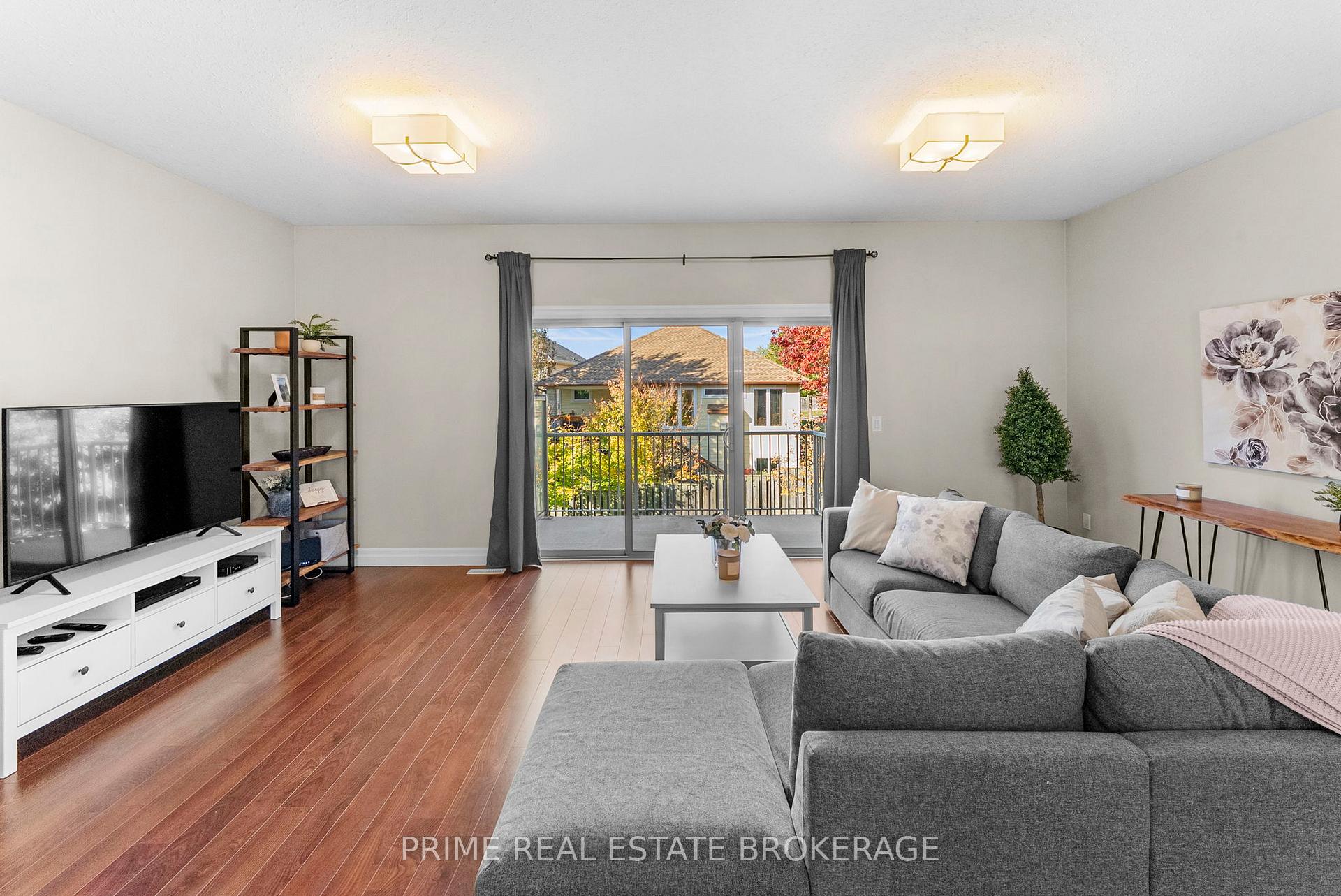 Photo 5 of Unit 4, 1850 Beaverbrook Avenue, London, North N — HOMEH