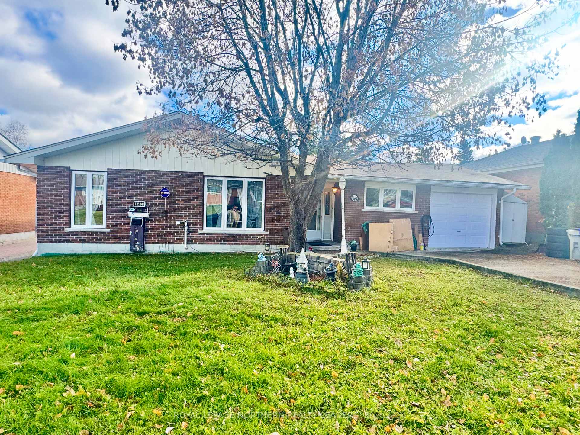 Photo of 646 Murray Street