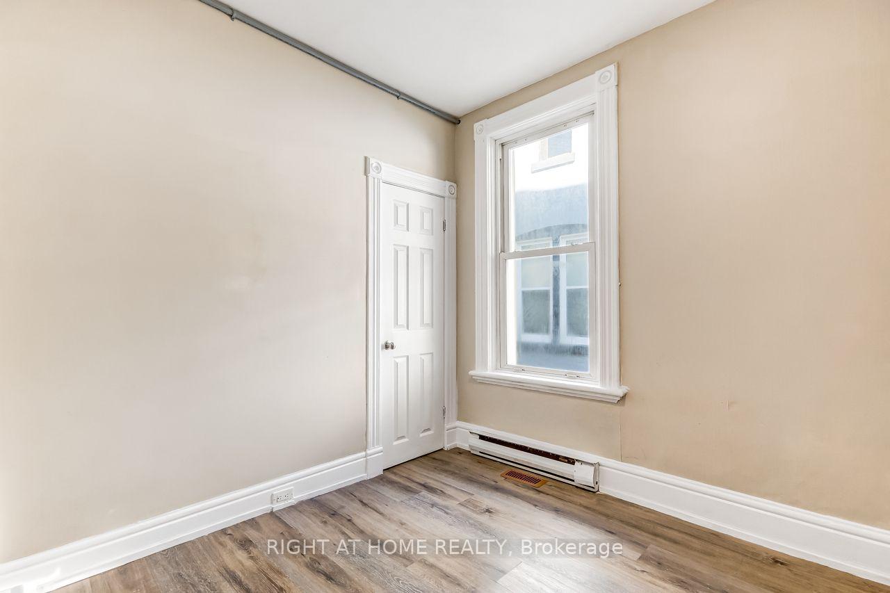 Photo 14 of Unit 1, 106 High Street, London, South F — HOMEH