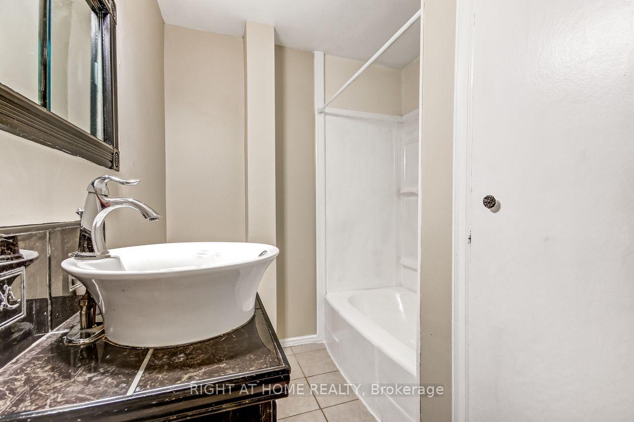 Photo 18 of Unit 1, 106 High Street, London, South F — HOMEH