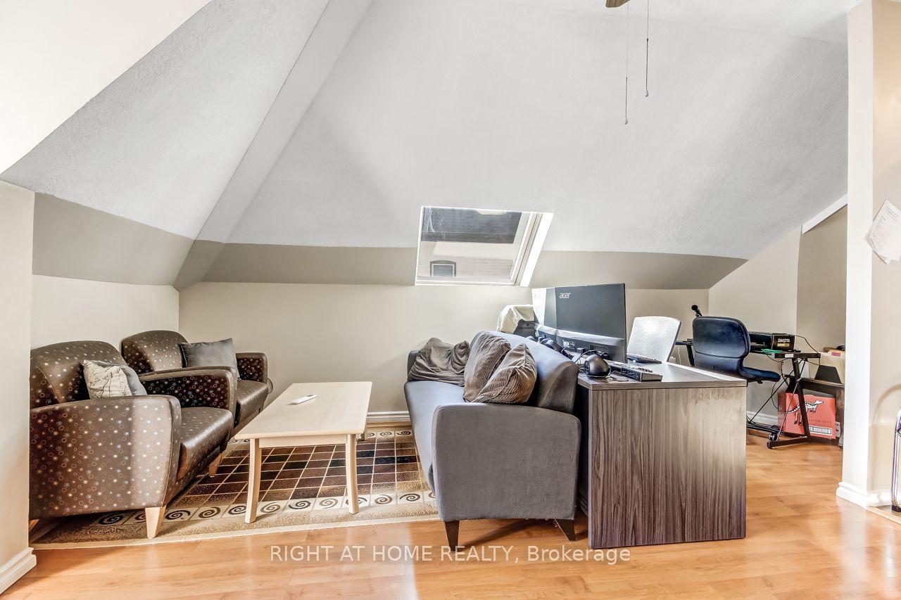 Photo 24 of Unit 1, 106 High Street, London, South F — HOMEH