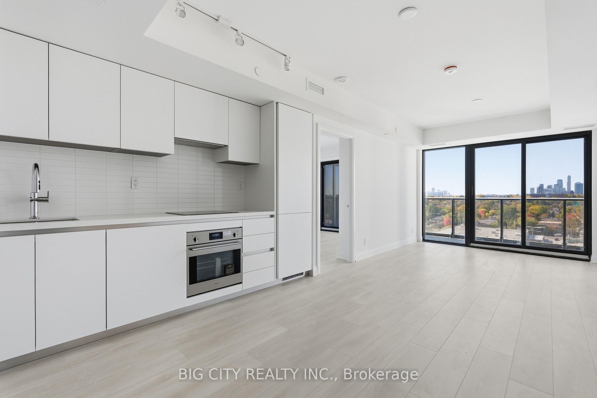 Photo 4 of Unit 1203, 25 Frederick Todd Way, Toronto, Thorncliffe Park — HOMEH