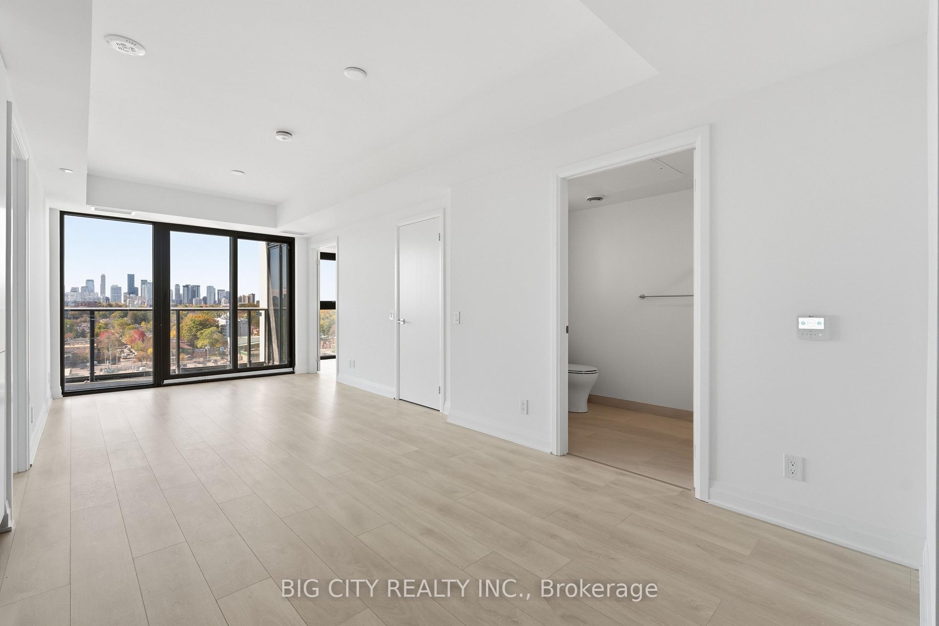 Photo 5 of Unit 1203, 25 Frederick Todd Way, Toronto, Thorncliffe Park — HOMEH
