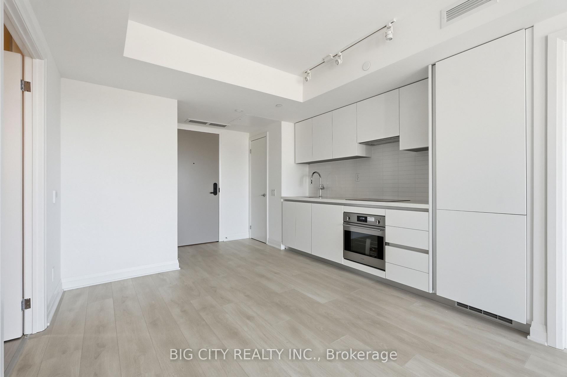 Photo 7 of Unit 1203, 25 Frederick Todd Way, Toronto, Thorncliffe Park — HOMEH