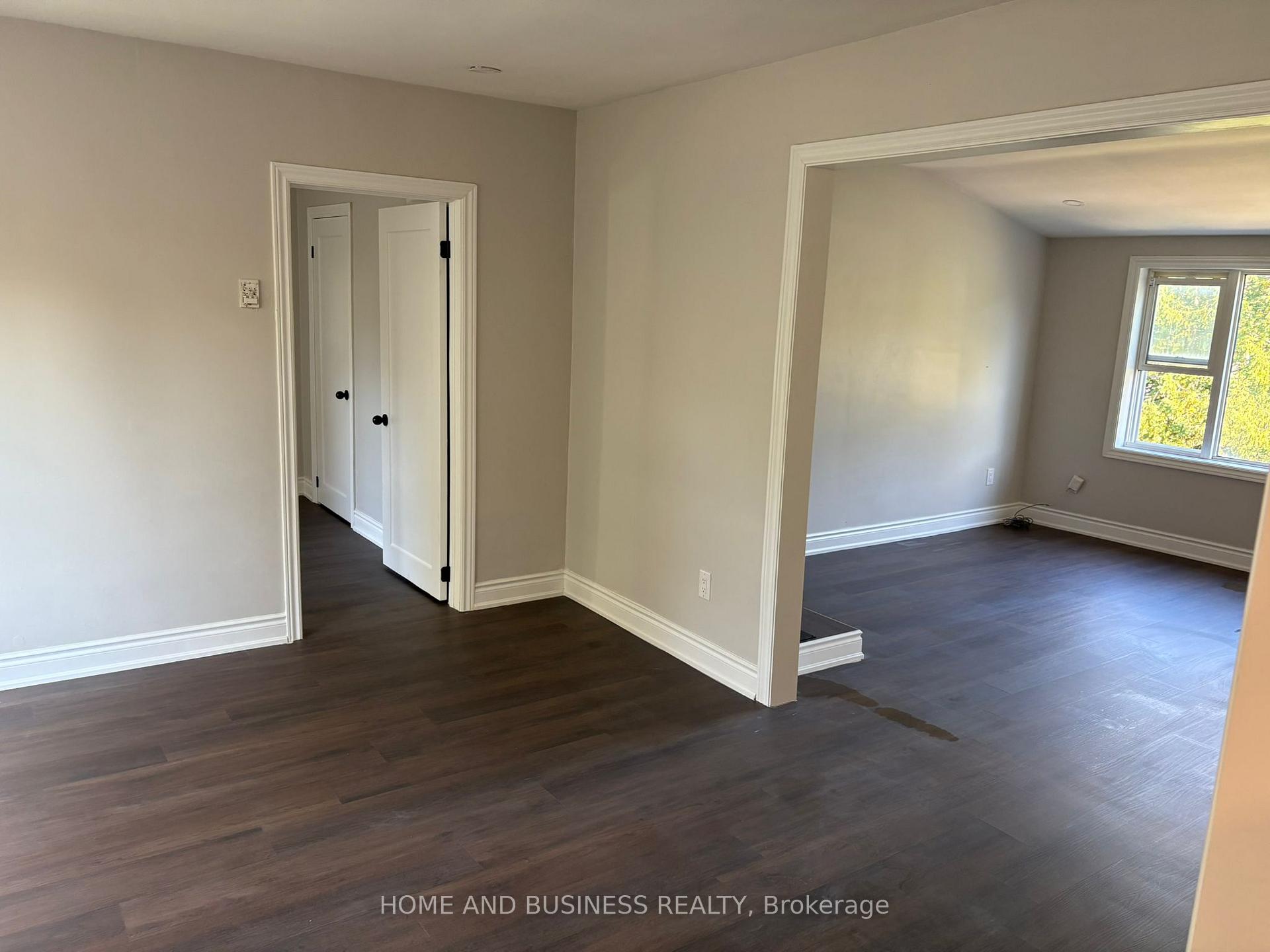 Photo 5 of Unit 3, 38 River Drive, Halton Hills, Georgetown — HOMEH