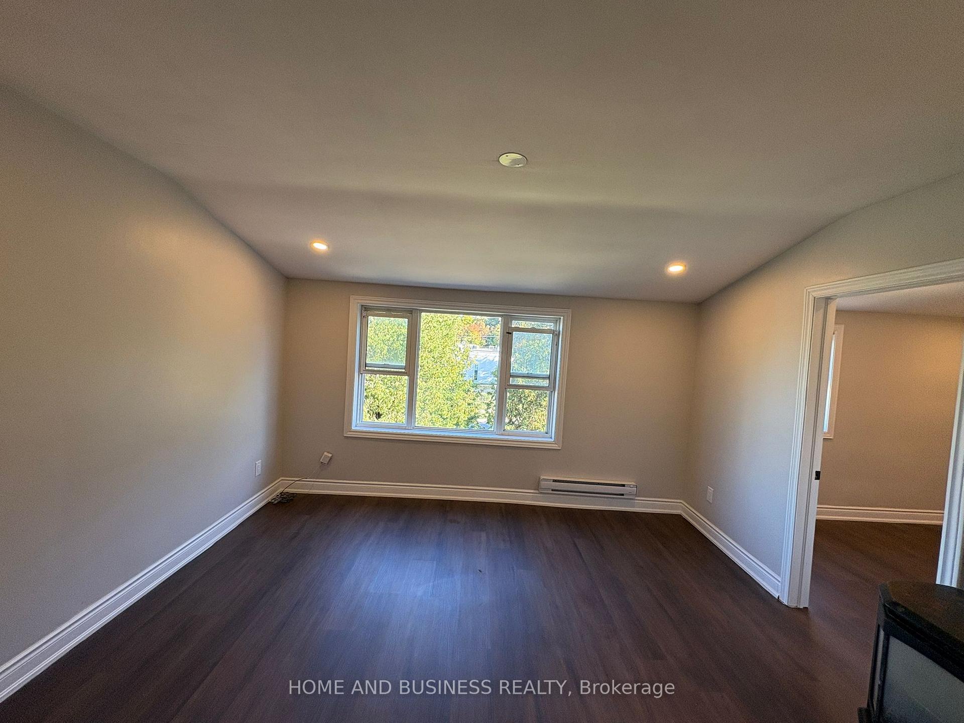 Photo 13 of Unit 3, 38 River Drive, Halton Hills, Georgetown — HOMEH