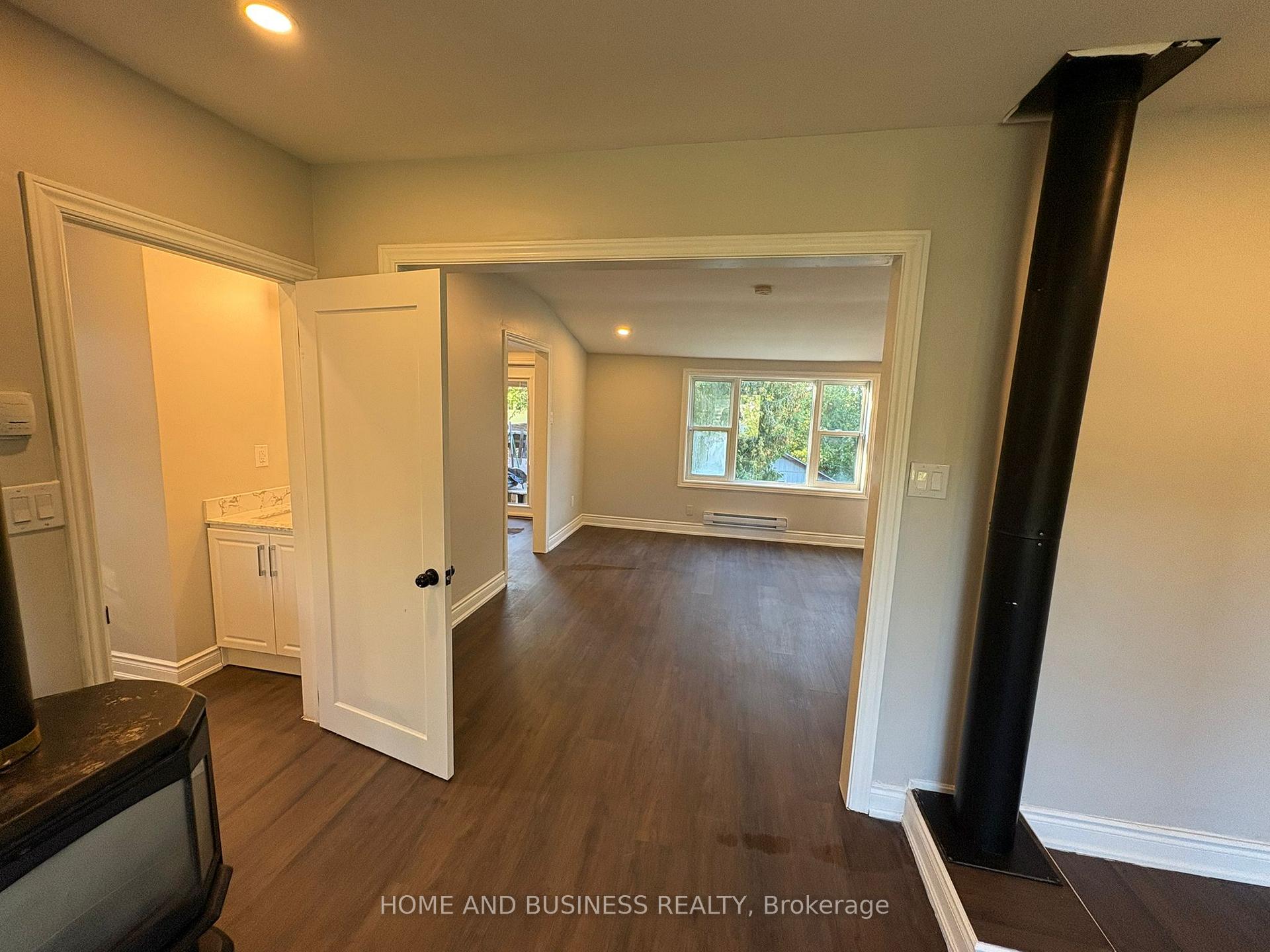 Photo 17 of Unit 3, 38 River Drive, Halton Hills, Georgetown — HOMEH