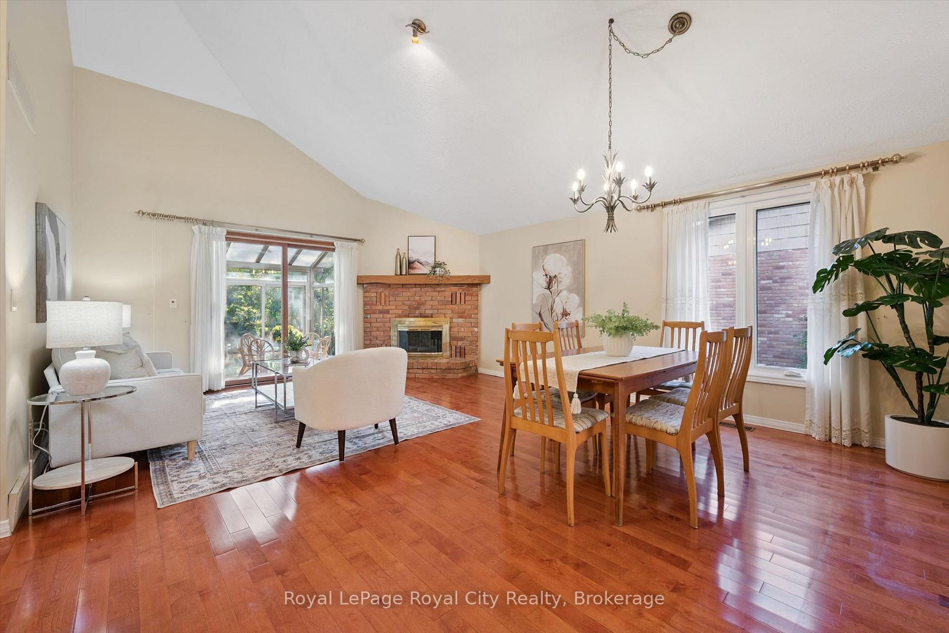 Photo 8 of 83 Wimbledon Road, Guelph, Willow West/Sugarbush/West Acres — HOMEH
