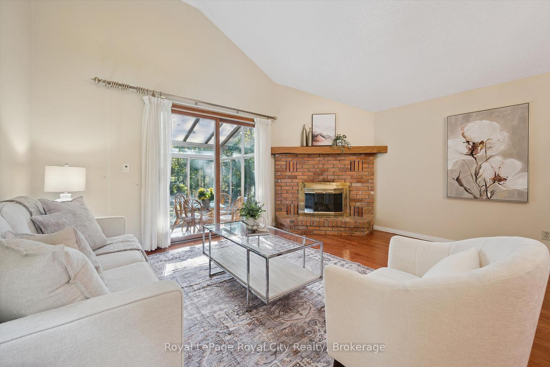 Photo 9 of 83 Wimbledon Road, Guelph, Willow West/Sugarbush/West Acres — HOMEH