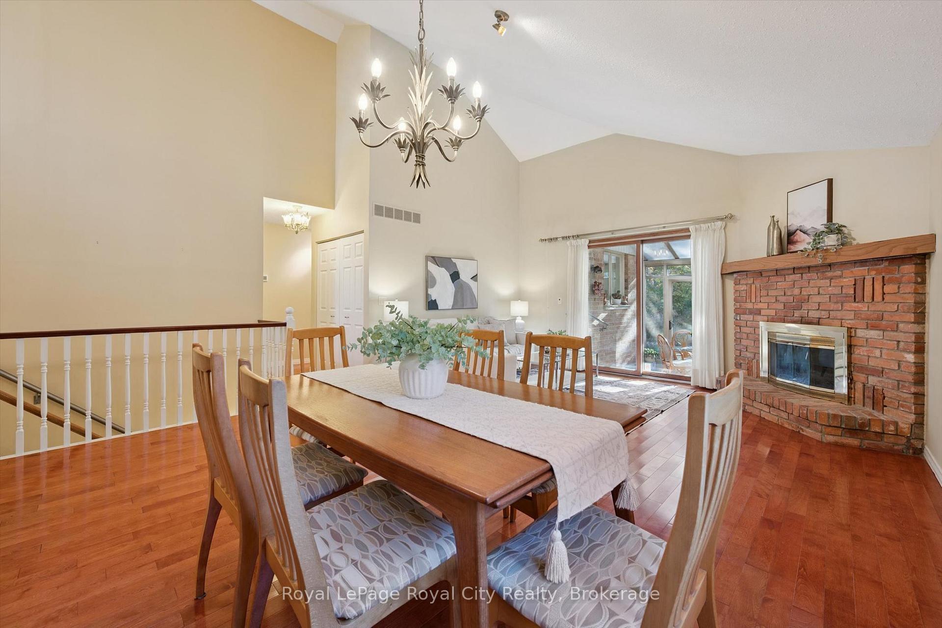 Photo 13 of 83 Wimbledon Road, Guelph, Willow West/Sugarbush/West Acres — HOMEH