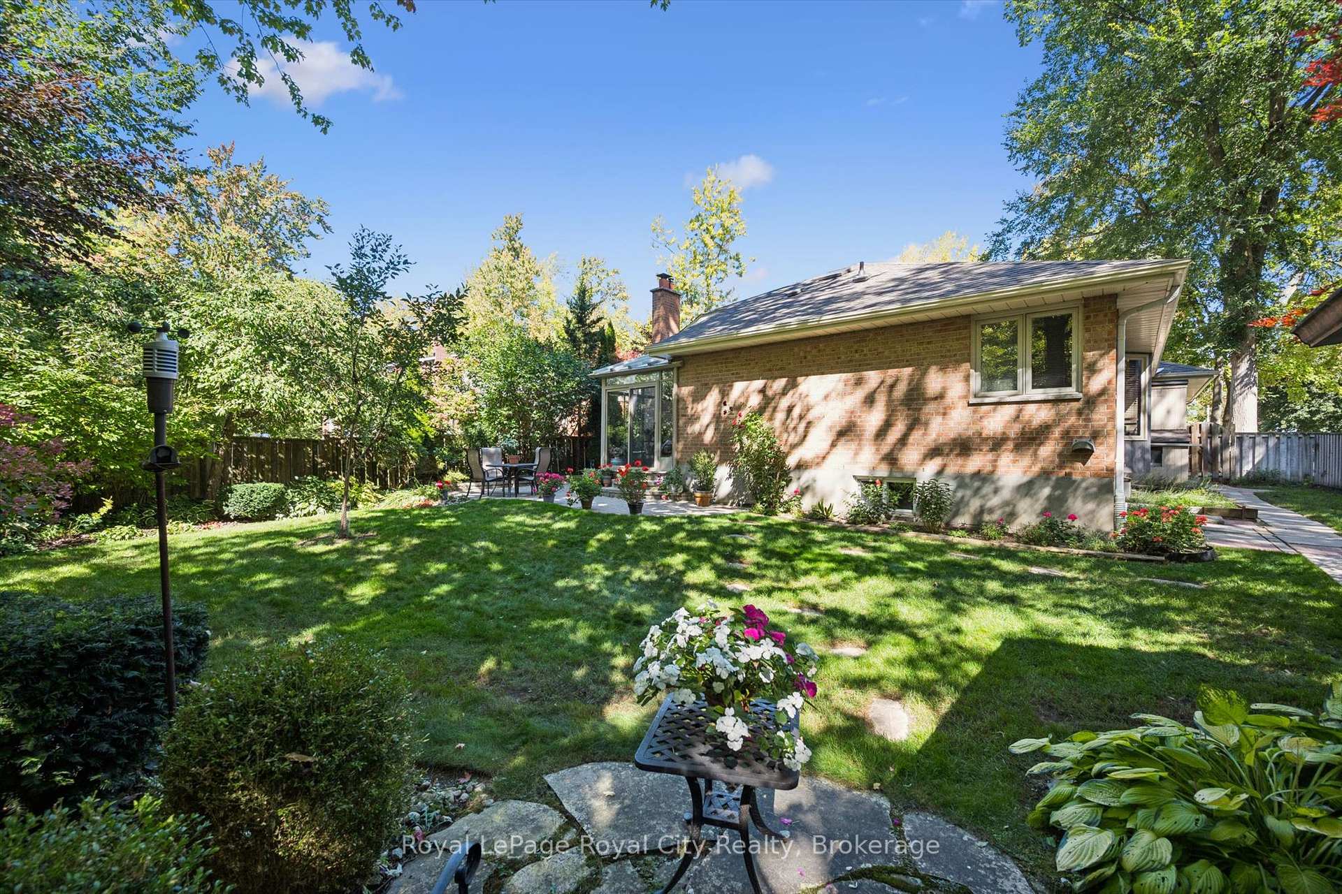 Photo 37 of 83 Wimbledon Road, Guelph, Willow West/Sugarbush/West Acres — HOMEH