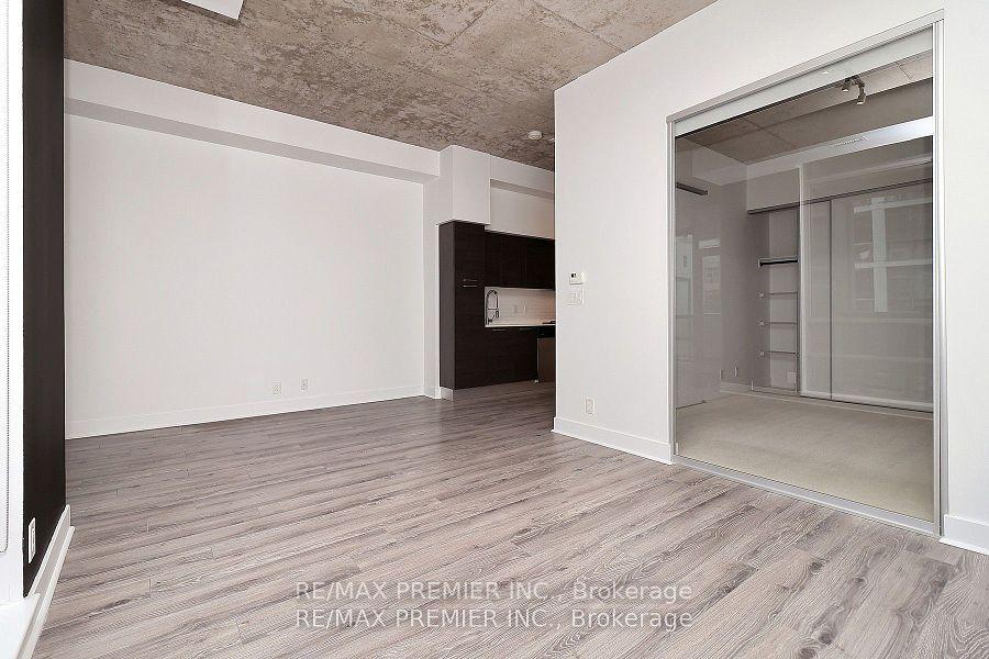 Photo 9 of Unit 501, 399 Adelaide Street W, Toronto, Waterfront Communities — HOMEH