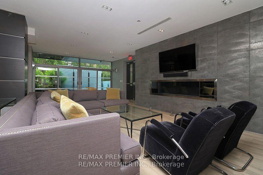 Photo 17 of Unit 501, 399 Adelaide Street W, Toronto, Waterfront Communities — HOMEH