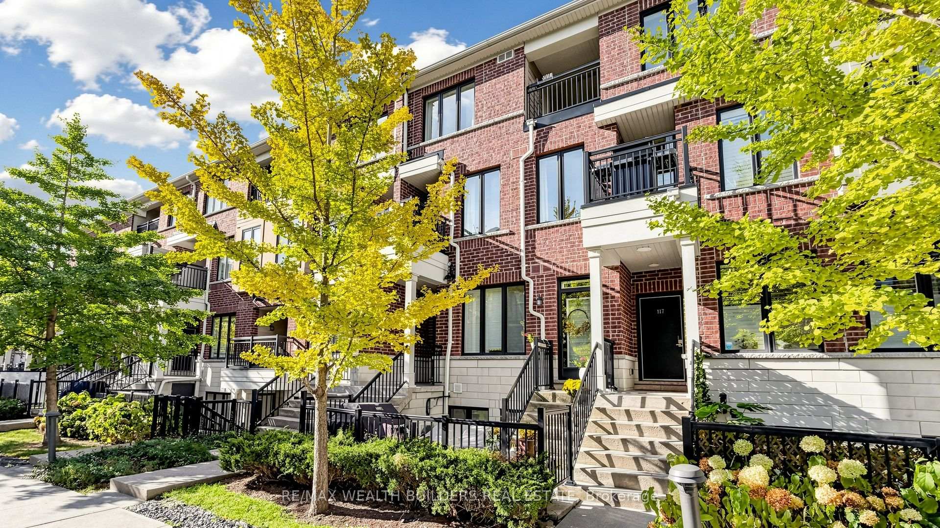 Photo 2 of Unit 115, 40 Carnation Avenue, Etobicoke, Long Branch — HOMEH