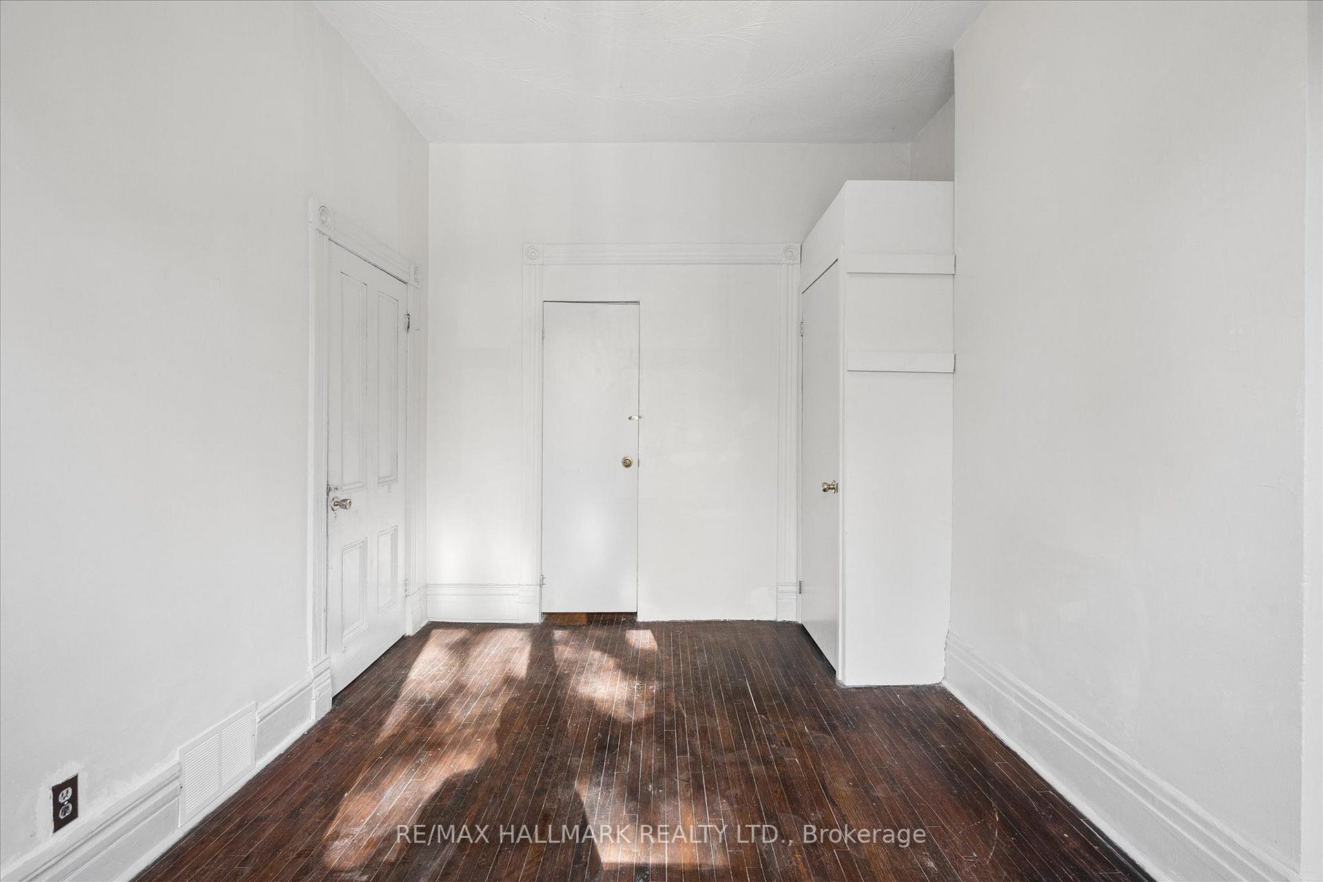 Photo 5 of 4 First Avenue, Toronto, South Riverdale — HOMEH