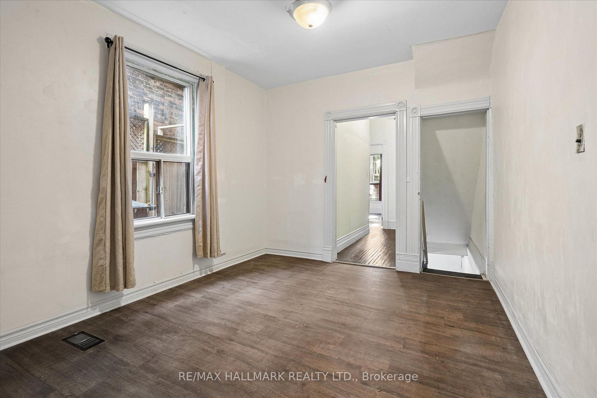 Photo 8 of 4 First Avenue, Toronto, South Riverdale — HOMEH
