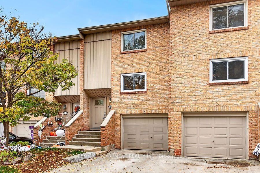 Photo 4 of Unit 3, 63 Fonthill Road, Hamilton, Fessenden — HOMEH