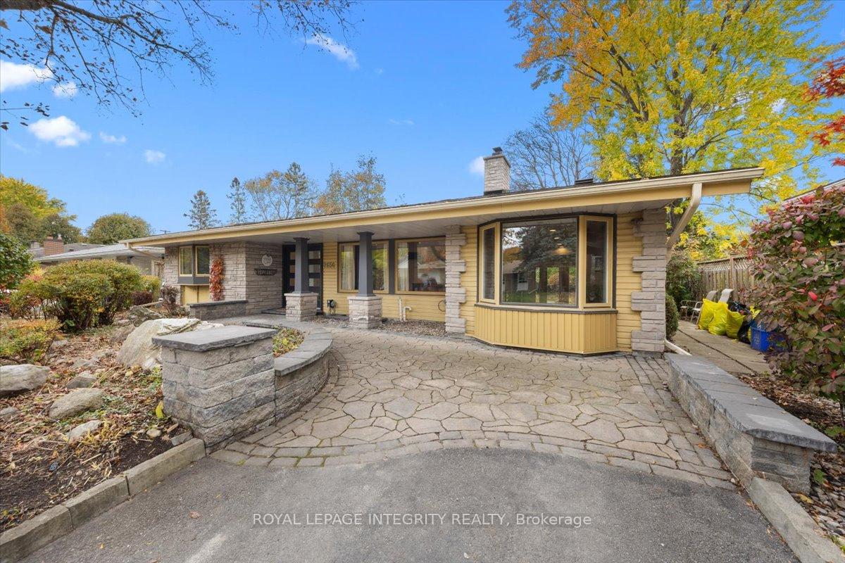 Photo 2 of 2656 Marble Crescent, Ottawa, Mooneys Bay/Riverside Park — HOMEH