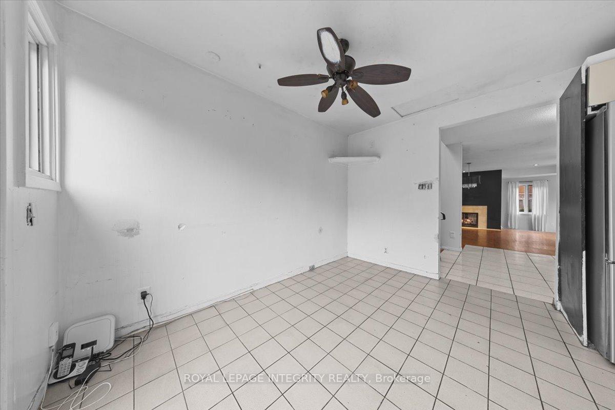 Photo 8 of 2656 Marble Crescent, Ottawa, Mooneys Bay/Riverside Park — HOMEH