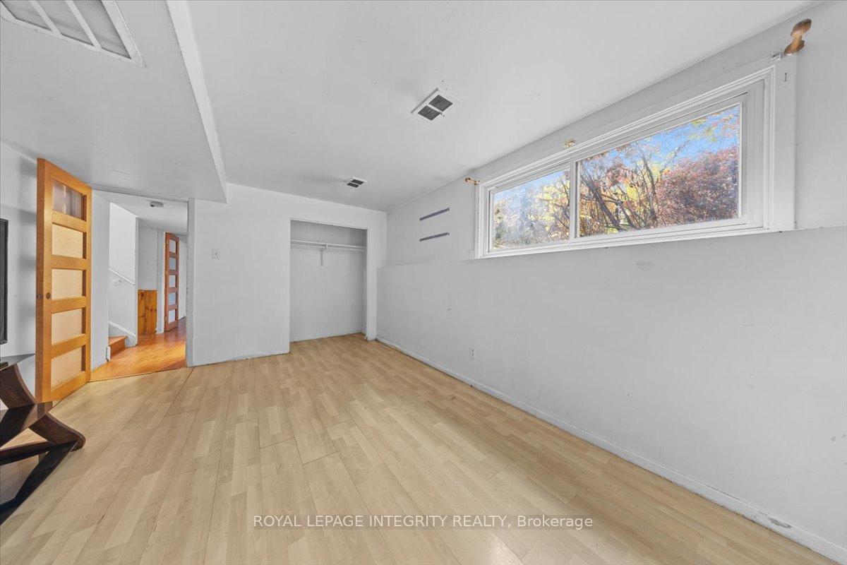 Photo 31 of 2656 Marble Crescent, Ottawa, Mooneys Bay/Riverside Park — HOMEH