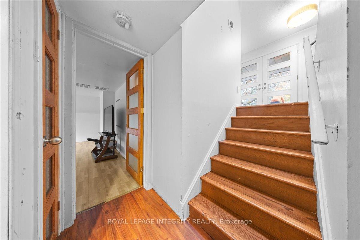 Photo 34 of 2656 Marble Crescent, Ottawa, Mooneys Bay/Riverside Park — HOMEH