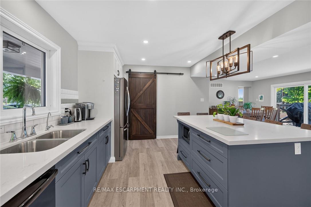 Photo 14 of 8105 Leeming Road, Hamilton, Rural Glanbrook — HOMEH