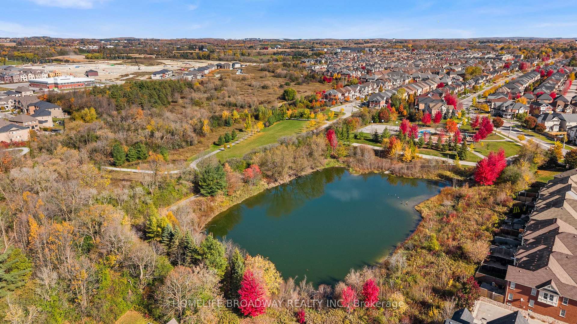 Photo 36 of 57 All Points Drive, Whitchurch-Stouffville, Stouffville — HOMEH