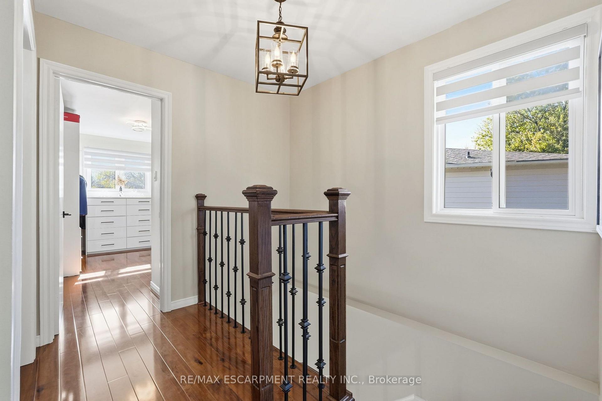 Photo 16 of 311 Montego Road, Mississauga, Cooksville — HOMEH