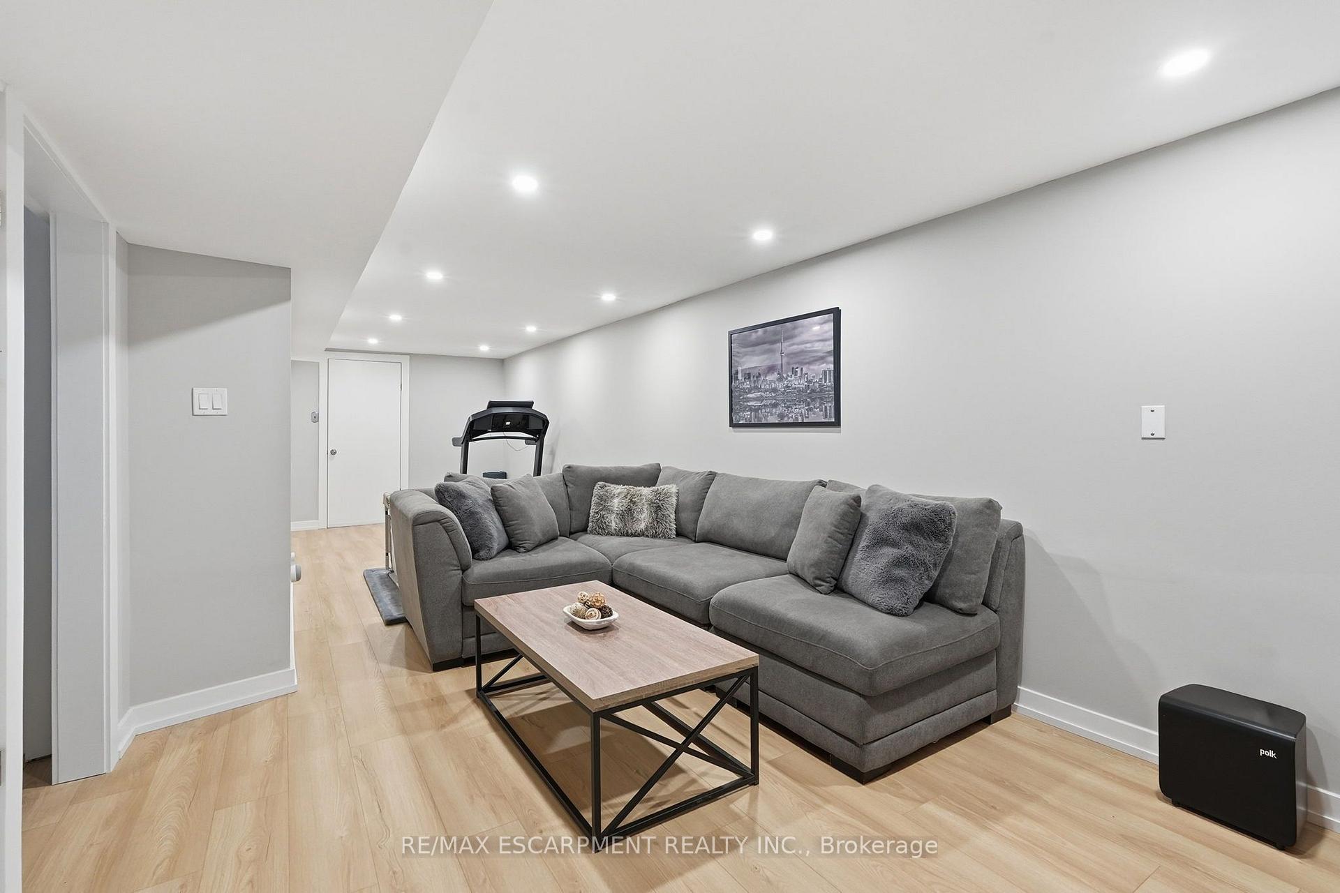 Photo 29 of 311 Montego Road, Mississauga, Cooksville — HOMEH