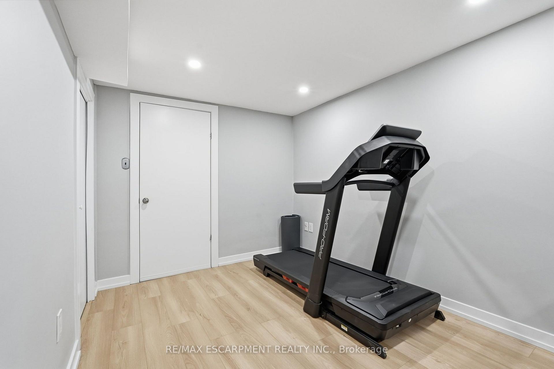 Photo 30 of 311 Montego Road, Mississauga, Cooksville — HOMEH