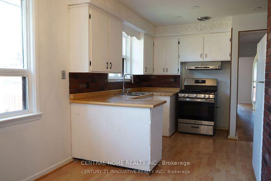 Photo 10 of 3 Holton Road, Scarborough, Woburn — HOMEH