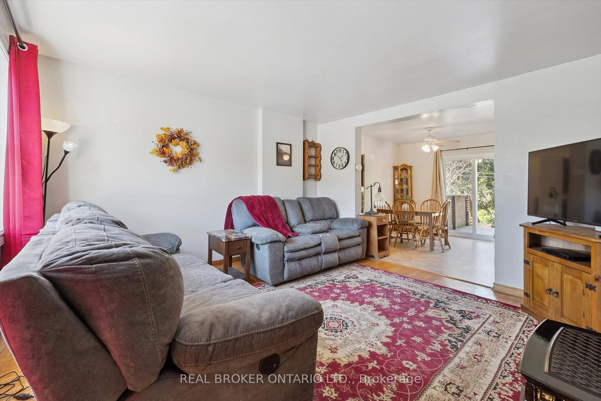Photo 5 of 100 Waverley Drive, Guelph, Riverside Park — HOMEH