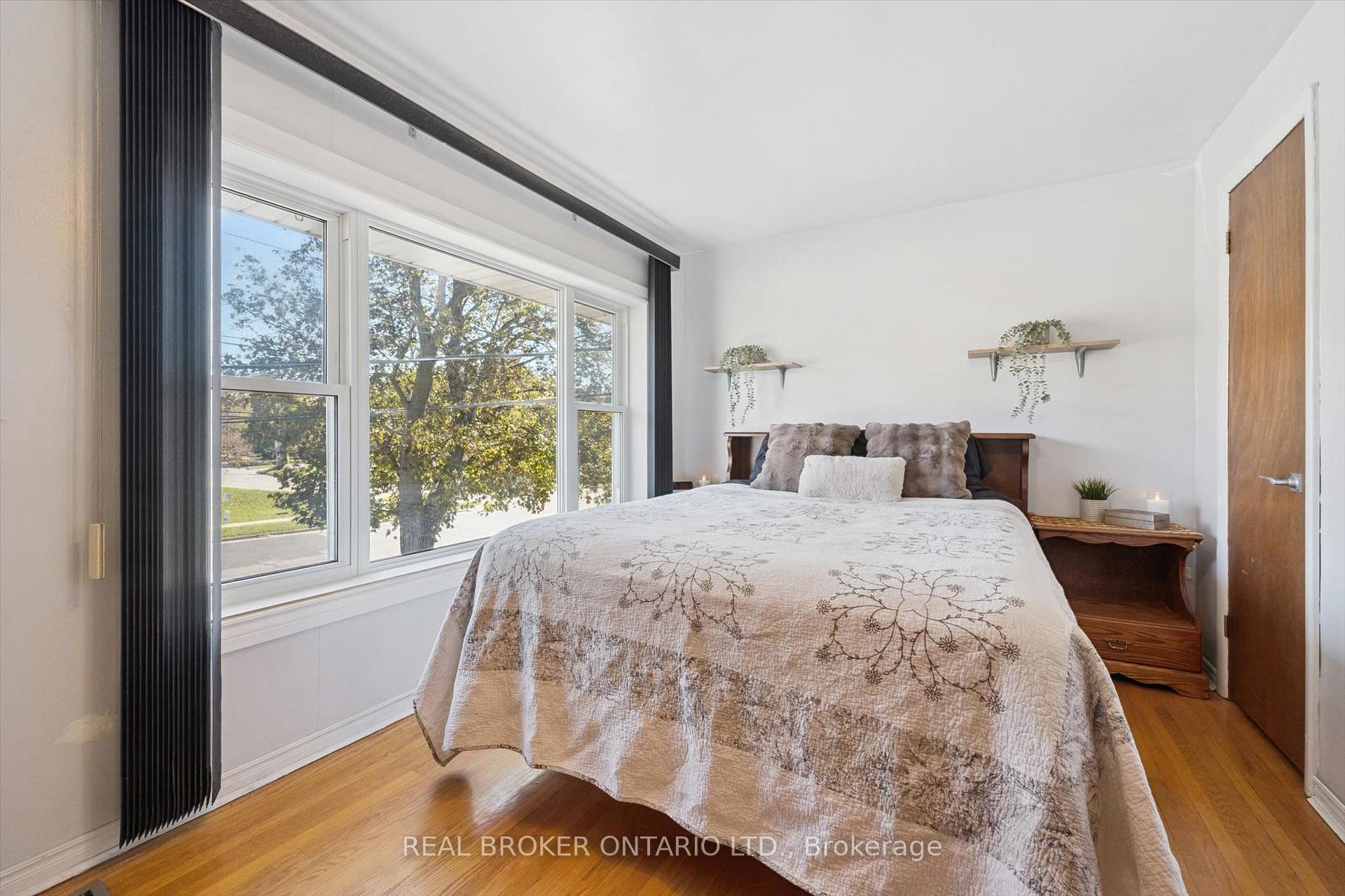 Photo 18 of 100 Waverley Drive, Guelph, Riverside Park — HOMEH