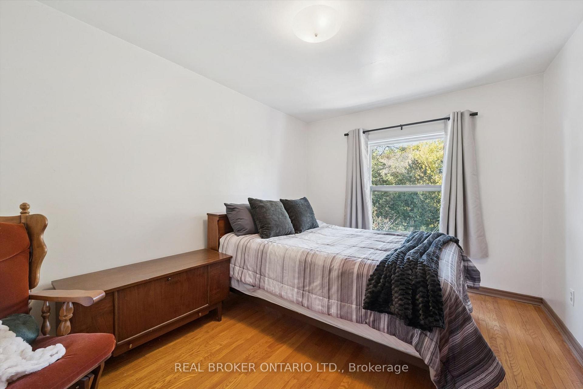 Photo 20 of 100 Waverley Drive, Guelph, Riverside Park — HOMEH