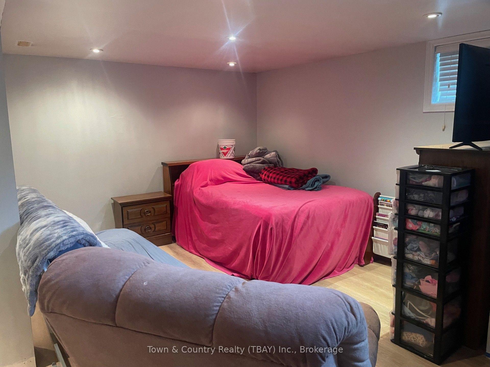 Photo 24 of 116 Harold Street S, Thunder Bay, McKeller Park — HOMEH