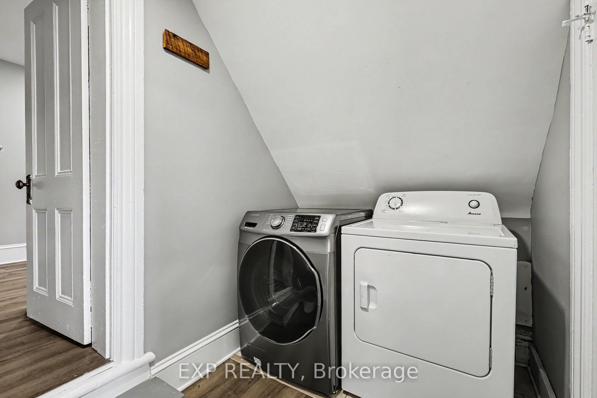 Photo 18 of Unit B, 419 Bresserer Street, Ottawa, Sandy Hill — HOMEH