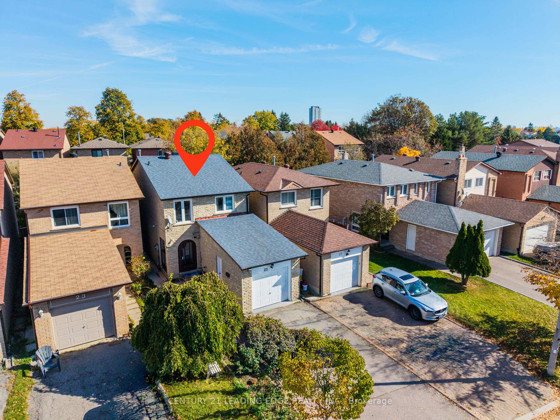 Photo 3 of 25 Croxley Green, Markham, Milliken Mills West — HOMEH