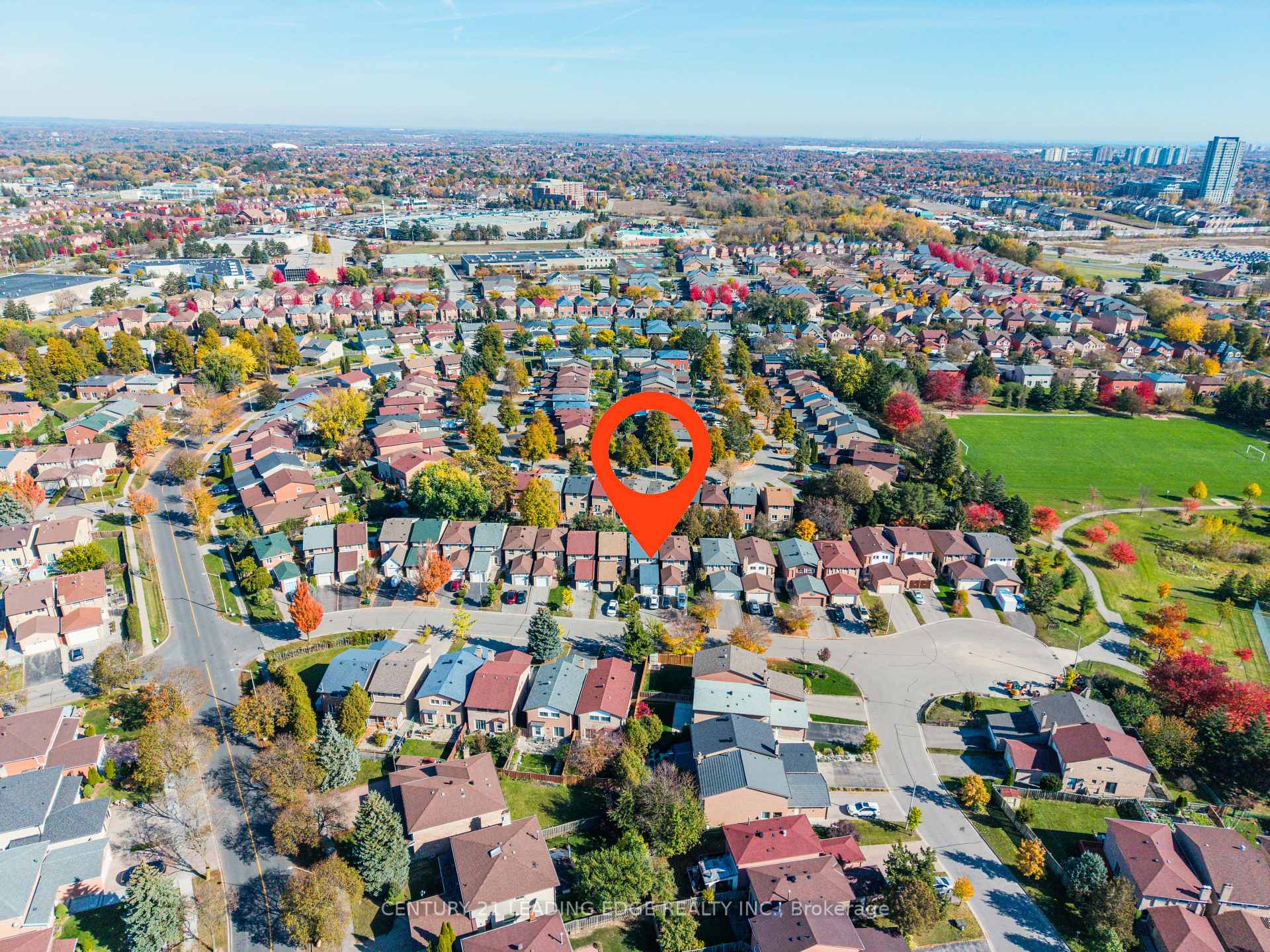 Photo 10 of 25 Croxley Green, Markham, Milliken Mills West — HOMEH
