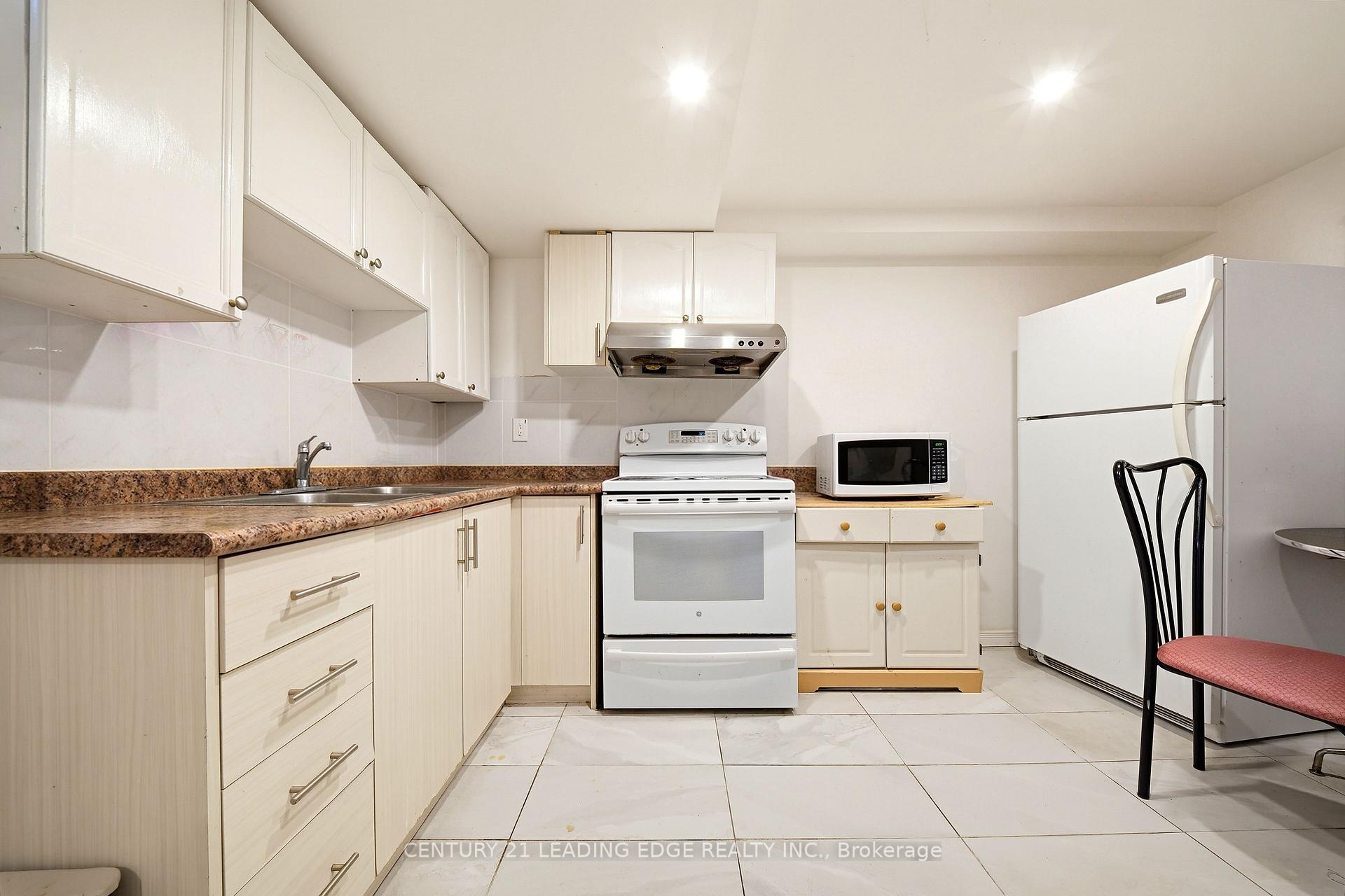 Photo 36 of 25 Croxley Green, Markham, Milliken Mills West — HOMEH