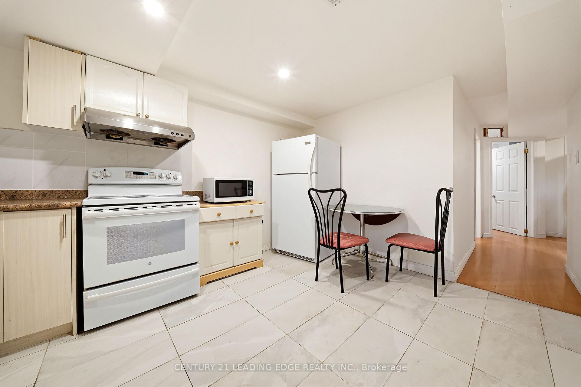 Photo 38 of 25 Croxley Green, Markham, Milliken Mills West — HOMEH