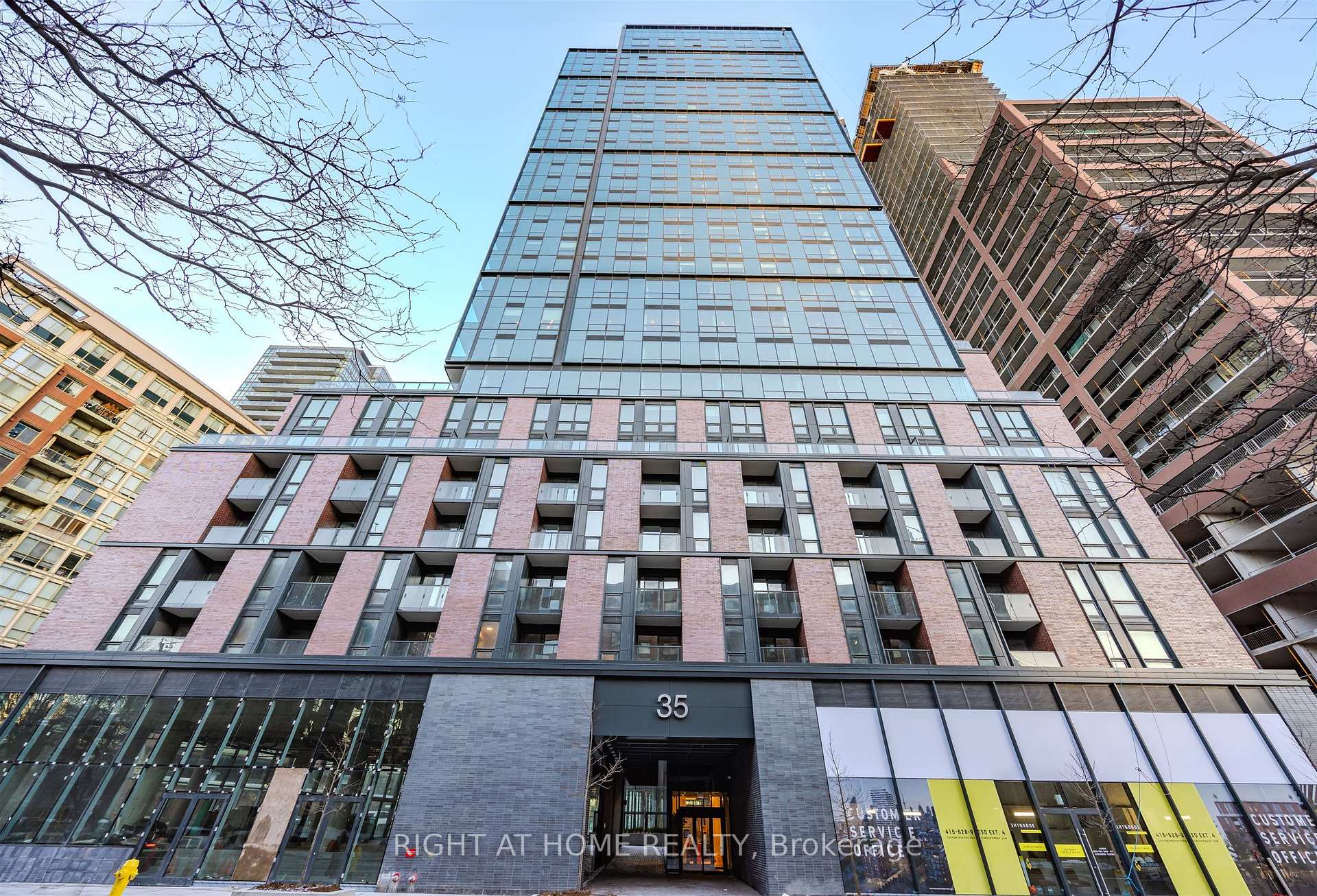 Photo 2 of Unit 519, 35 Parliament Street, Toronto, Waterfront Communities — HOMEH